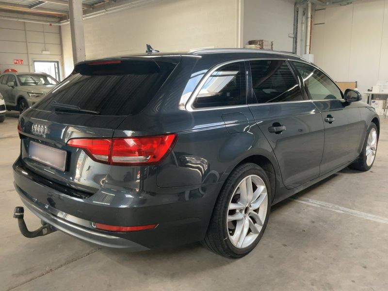 Audi A4 2.0 TDI Sport — zdjęcie 6