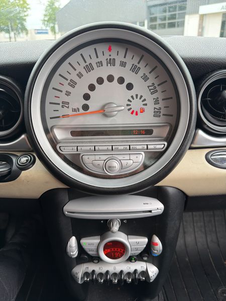 MINI Clubman Cooper — zdjęcie 13