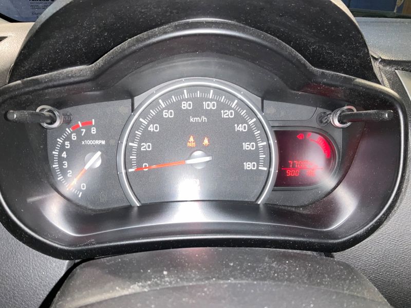 Suzuki Celerio 1.0 Avantage — zdjęcie 13