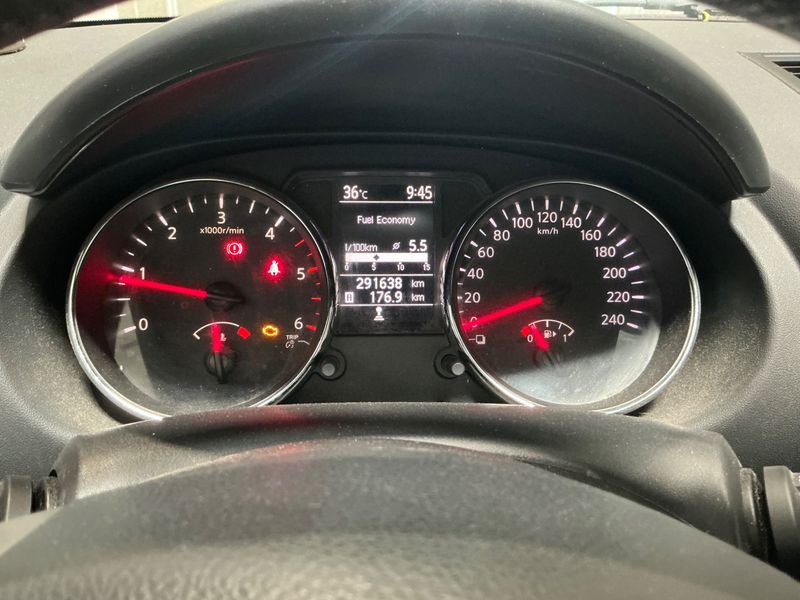Nissan Qashqai+2 1.6 dCi Tekna — zdjęcie 4