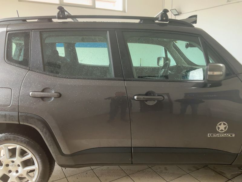 Jeep Renegade 1.3 TGDi Limited 4x4 2019 – снимка 10
