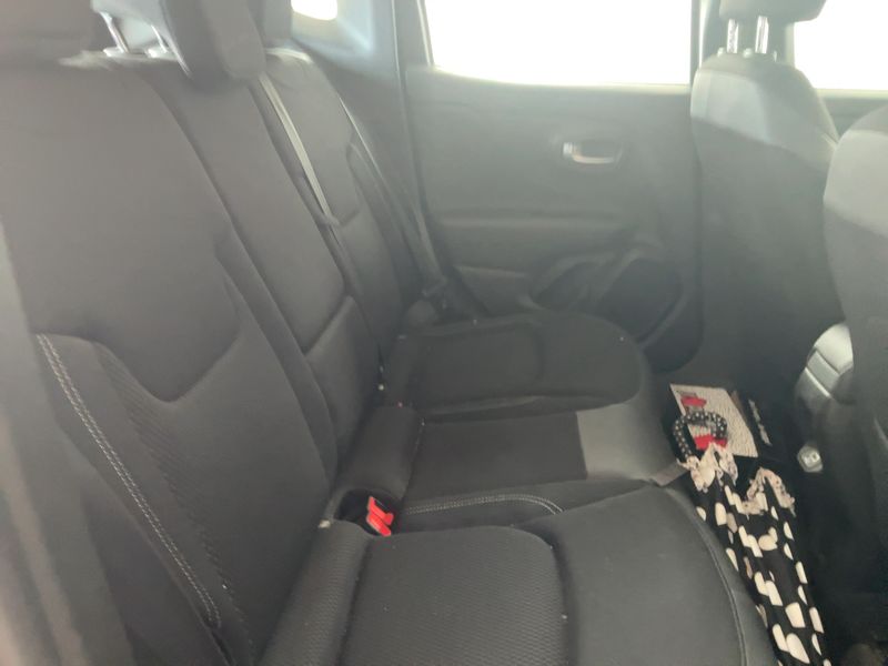 Jeep Renegade 1.3 TGDi Limited 4x4 2019 – снимка 19