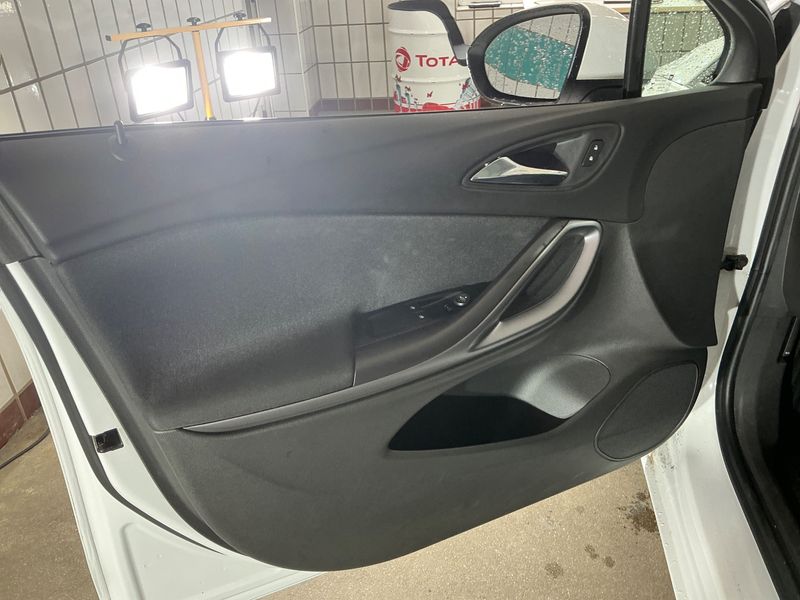 Opel Astra 1.0 Turbo Selection Start/Stop 2017 – снимка 30