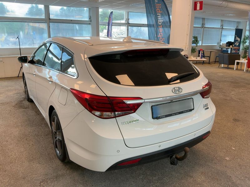 Hyundai i40 1.7 CRDi Style Blue — zdjęcie 3
