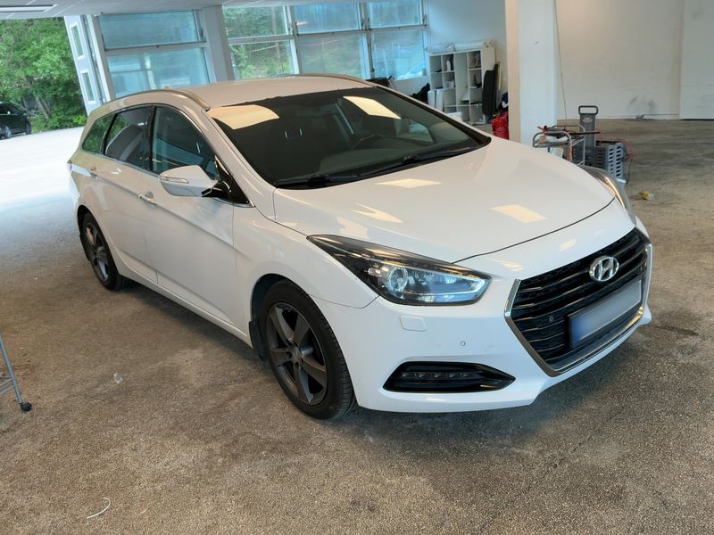 Hyundai i40 1.7 CRDi Style Blue — zdjęcie 8