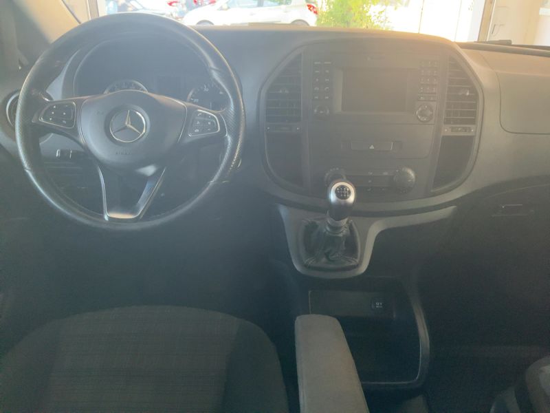 Mercedes-Benz Vito Tourer 111 CDI lang Edition Pro — zdjęcie 12