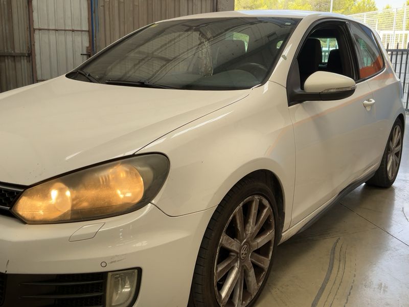 Volkswagen Golf VI 2.0 TDI GTD 2009 – снимка 2