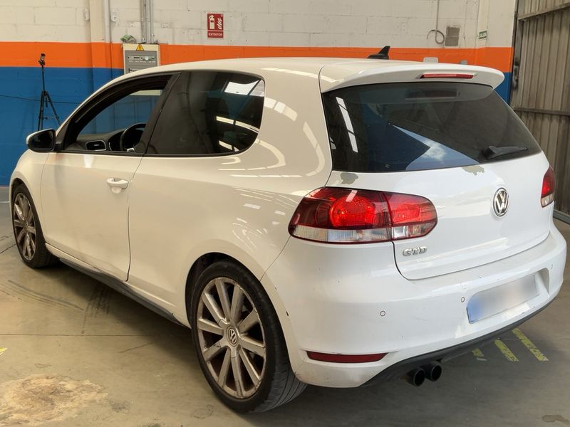 Volkswagen Golf VI 2.0 TDI GTD 2009 – снимка 6