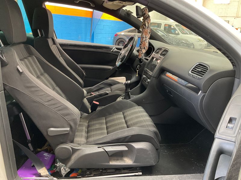 Volkswagen Golf VI 2.0 TDI GTD 2009 – снимка 16