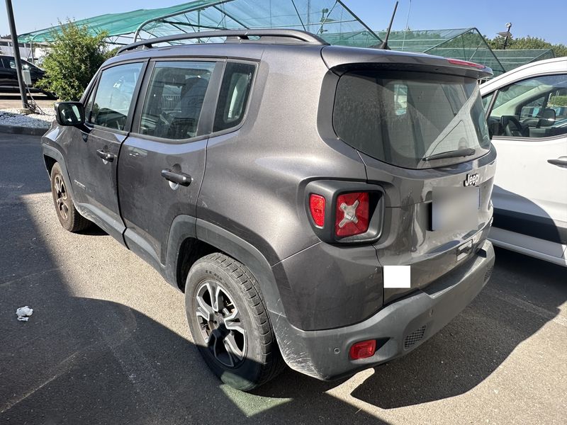 Jeep Renegade 1.6 M-Jet Longitude FWD — zdjęcie 3