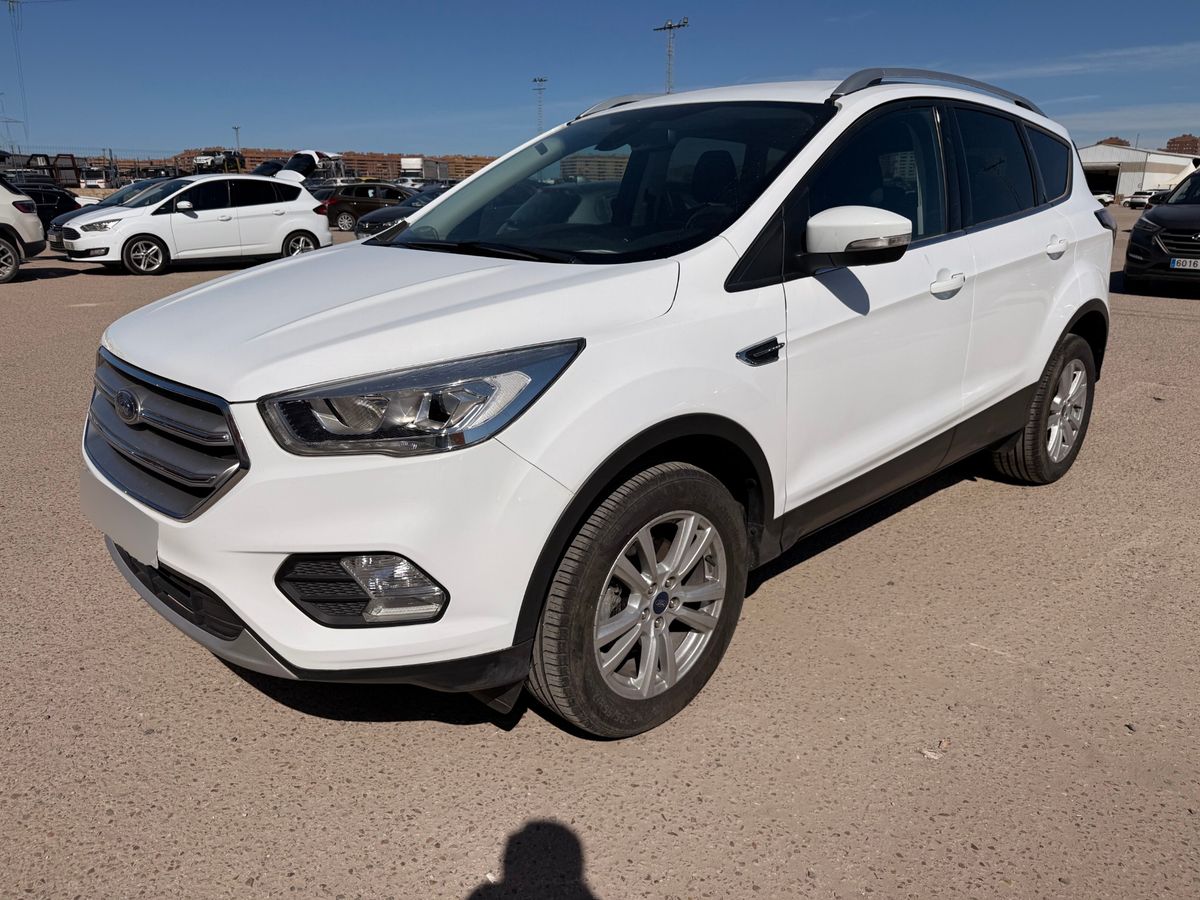 Ford Kuga 2019 — photo 1