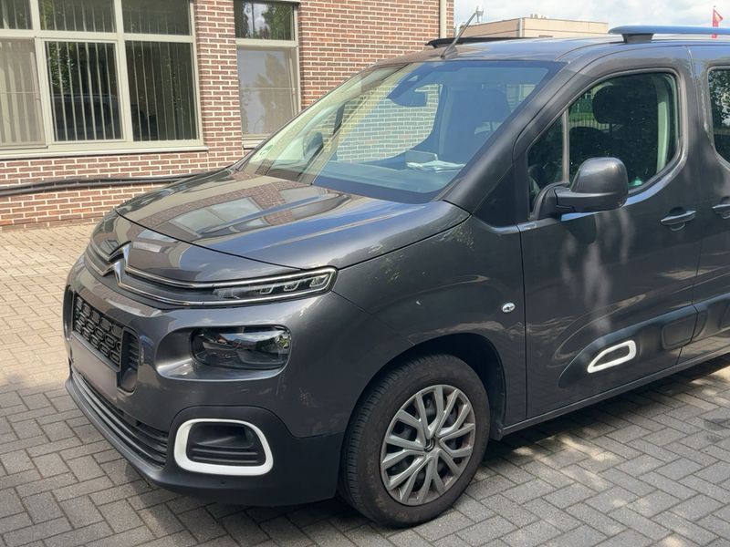 Citroen Berlingo 1.5 Blue-HDi Feel XL — zdjęcie 2