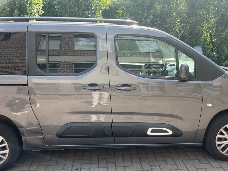 Citroen Berlingo 1.5 Blue-HDi Feel XL — zdjęcie 7
