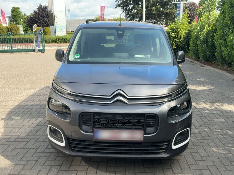 Citroen Berlingo 1.5 Blue-HDi Feel XL — zdjęcie 9