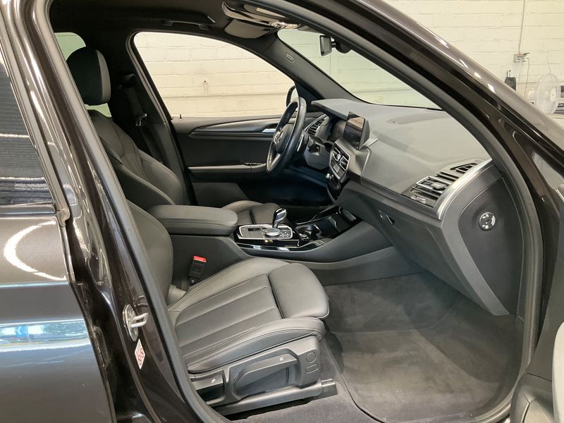 BMW X3 xDrive 30i Mild-Hybrid M Sport — zdjęcie 11