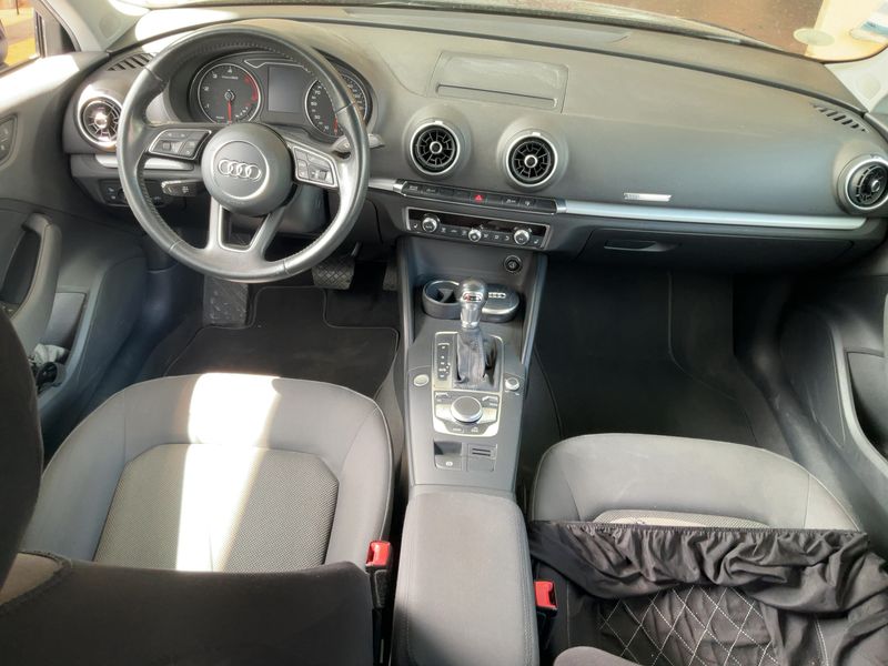Audi A3 Sportback 2.0 TDI Business Line — zdjęcie 12