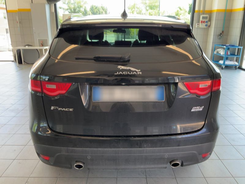 Jaguar F-Pace 25d R-Sport AWD — zdjęcie 5