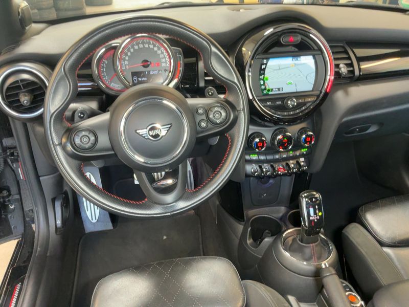 MINI Cabrio John Cooper Works — zdjęcie 12