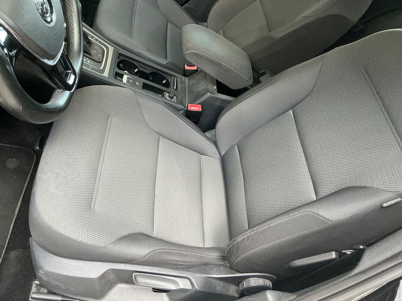 Volkswagen Golf VII 1.6 TDI Comfortline BlueMotion Tech 2015 – снимка 28