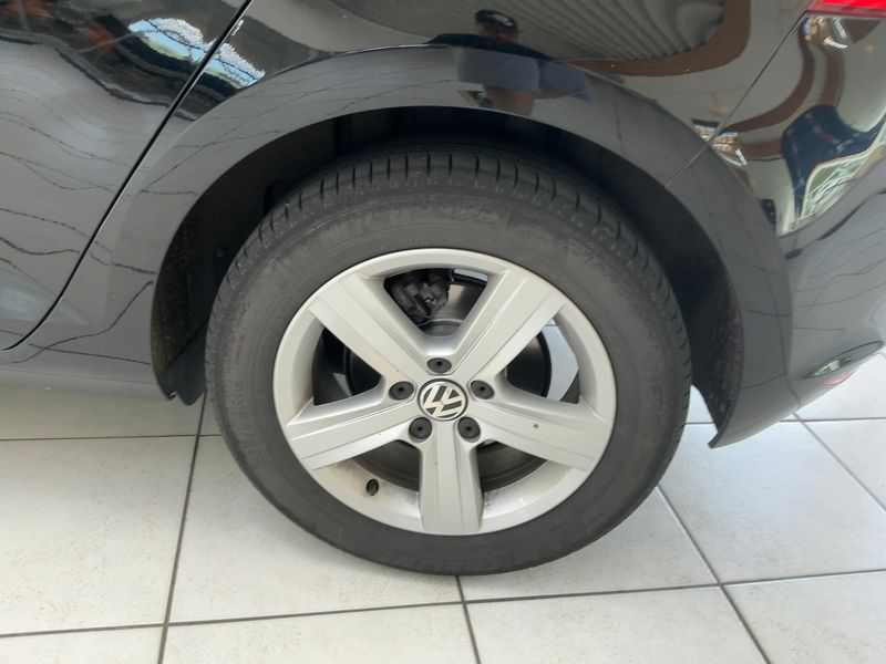 Volkswagen Golf VII 1.6 TDI Comfortline BlueMotion Tech 2015 – снимка 5
