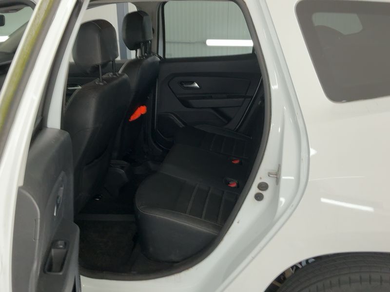 Dacia Duster 1.5 Blue dCi Prestige 2019 – снимка 20