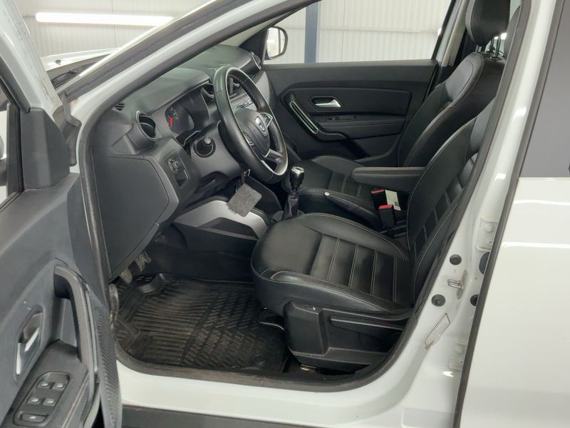 Dacia Duster 1.5 Blue dCi Prestige 2019 – снимка 17
