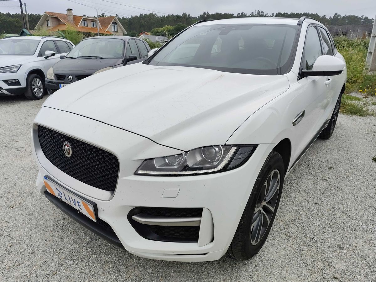 Jaguar F-Pace 2017