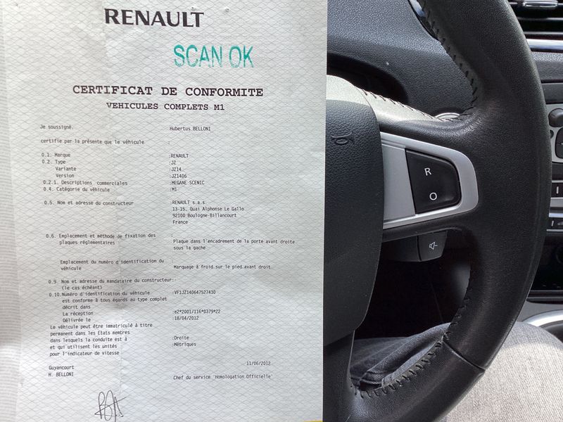 Renault Scenic 1.5 dCi Dynamique — zdjęcie 6