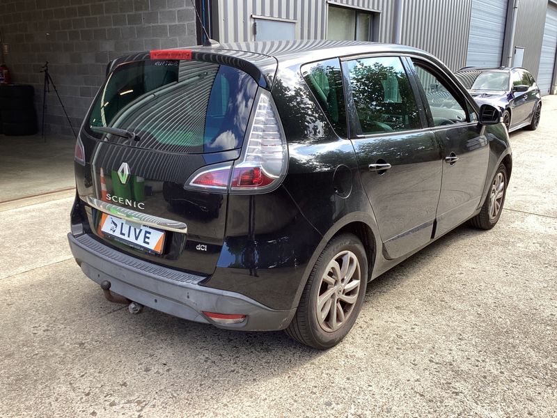 Renault Scenic 1.5 dCi Dynamique — zdjęcie 2