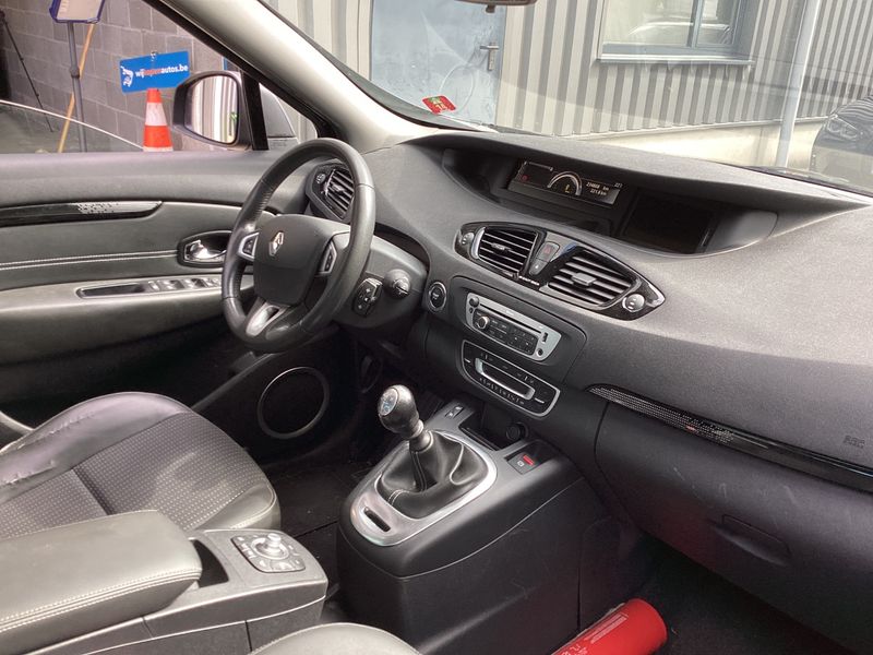 Renault Scenic 1.5 dCi Dynamique — zdjęcie 3