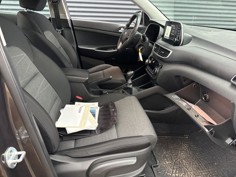 Hyundai Tucson 1.6 TGDI Trend 4WD — zdjęcie 10