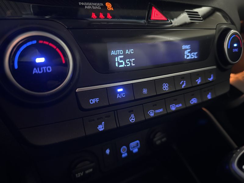 Hyundai Tucson 1.6 TGDI Trend 4WD — zdjęcie 18