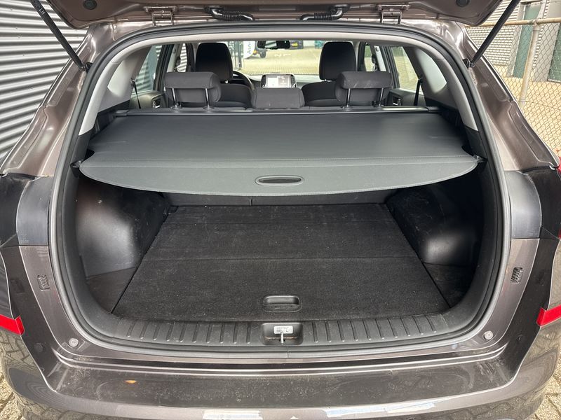 Hyundai Tucson 1.6 TGDI Trend 4WD — zdjęcie 9
