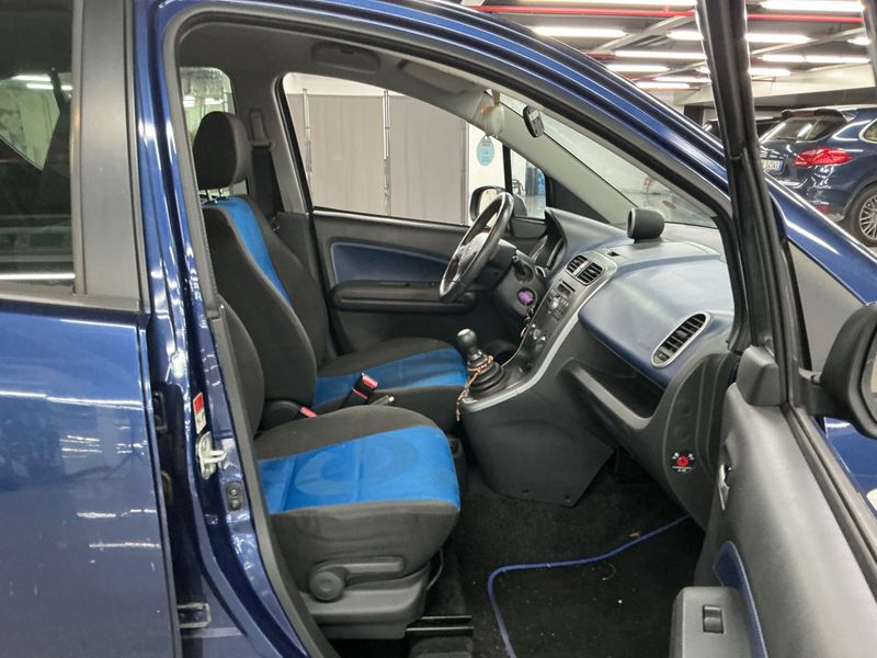 Opel Agila 1.0 Edition — zdjęcie 3