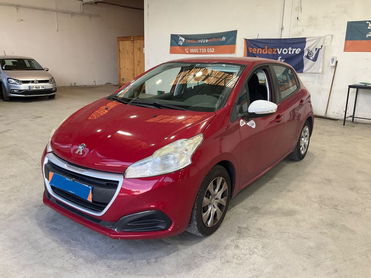 Peugeot 208 2017 — photo 1