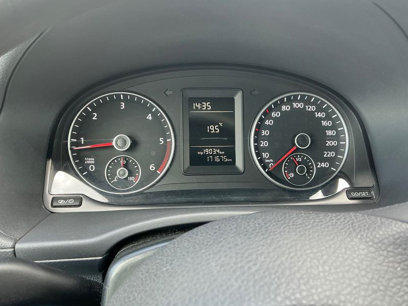 Volkswagen Caddy 1.6 TDI Trendline BlueMotion Tech — zdjęcie 13