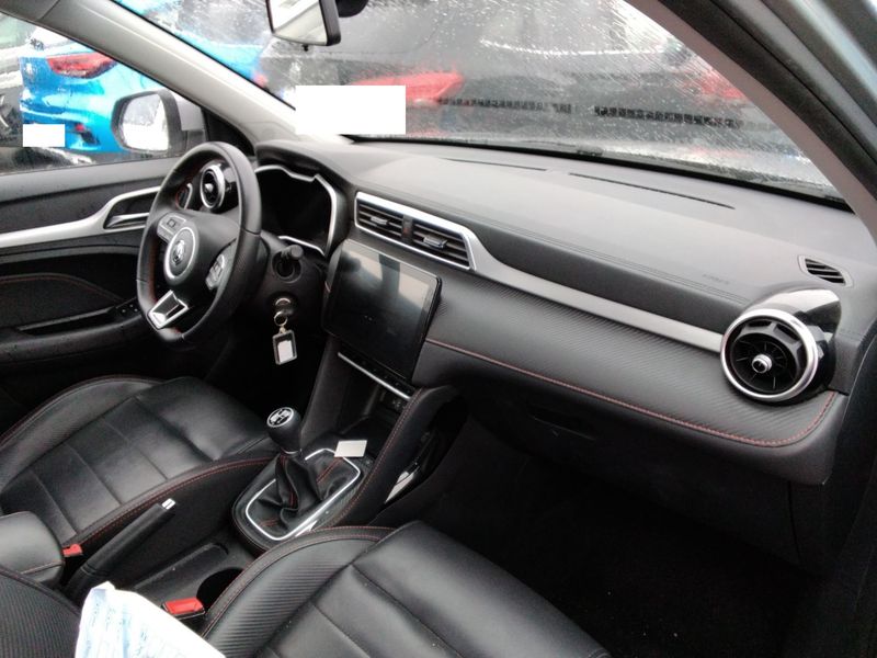 MG ZS 1.5 VTi Luxury — zdjęcie 11