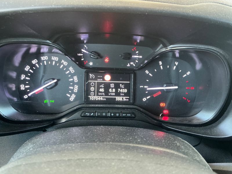 Citroen Berlingo 1.5 Blue-HDi Life Pack M — zdjęcie 13