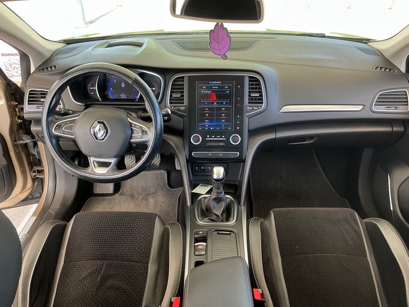 Renault Megane 1.5 dCi Energy Intens 2017 – снимка 17