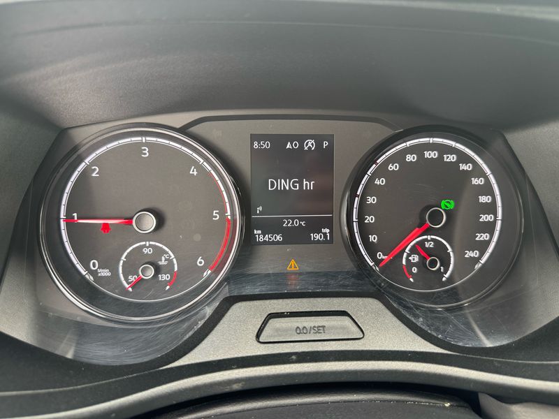 Volkswagen T6 Transporter 2.0 TDI Kasten 4Motion — zdjęcie 12