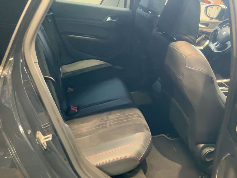 Peugeot 308 1.2 e-THP Allure 2017 – снимка 20