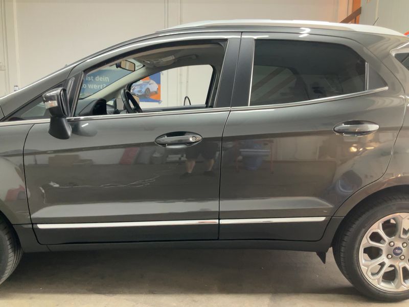 Ford EcoSport 1.0 EcoBoost Titanium — zdjęcie 4