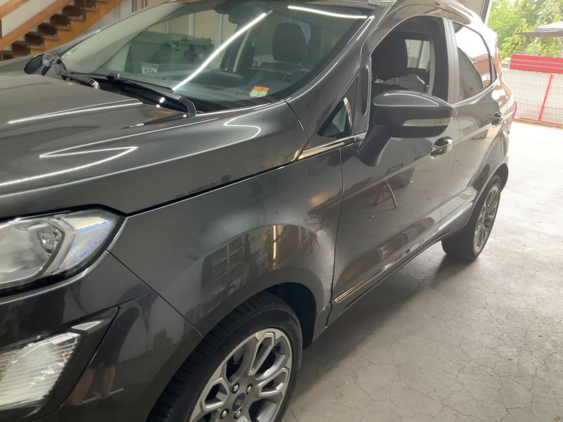 Ford EcoSport 1.0 EcoBoost Titanium — zdjęcie 2