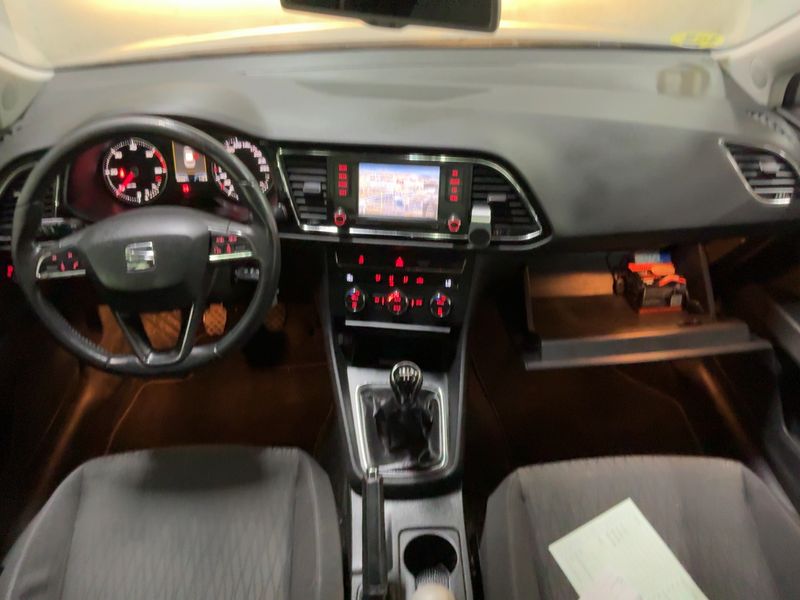 Seat Leon 1.6 TDI Style 2015 – снимка 17