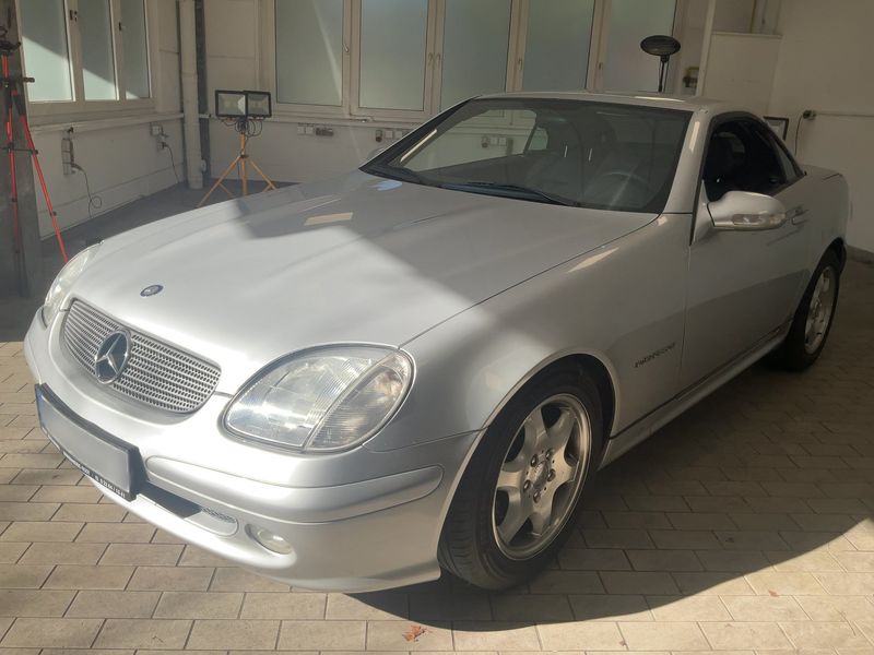Mercedes-Benz SLK-Class
