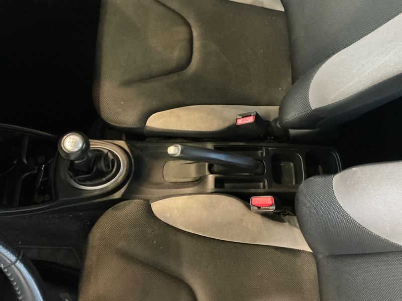 Honda Jazz 1.4 Si 2015 – снимка 37