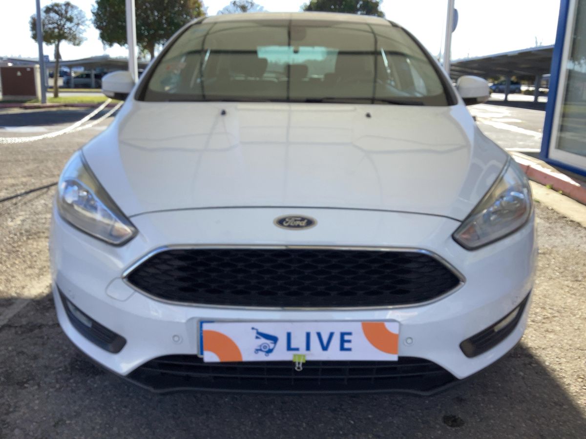 Ford Focus 2015 — photo 15