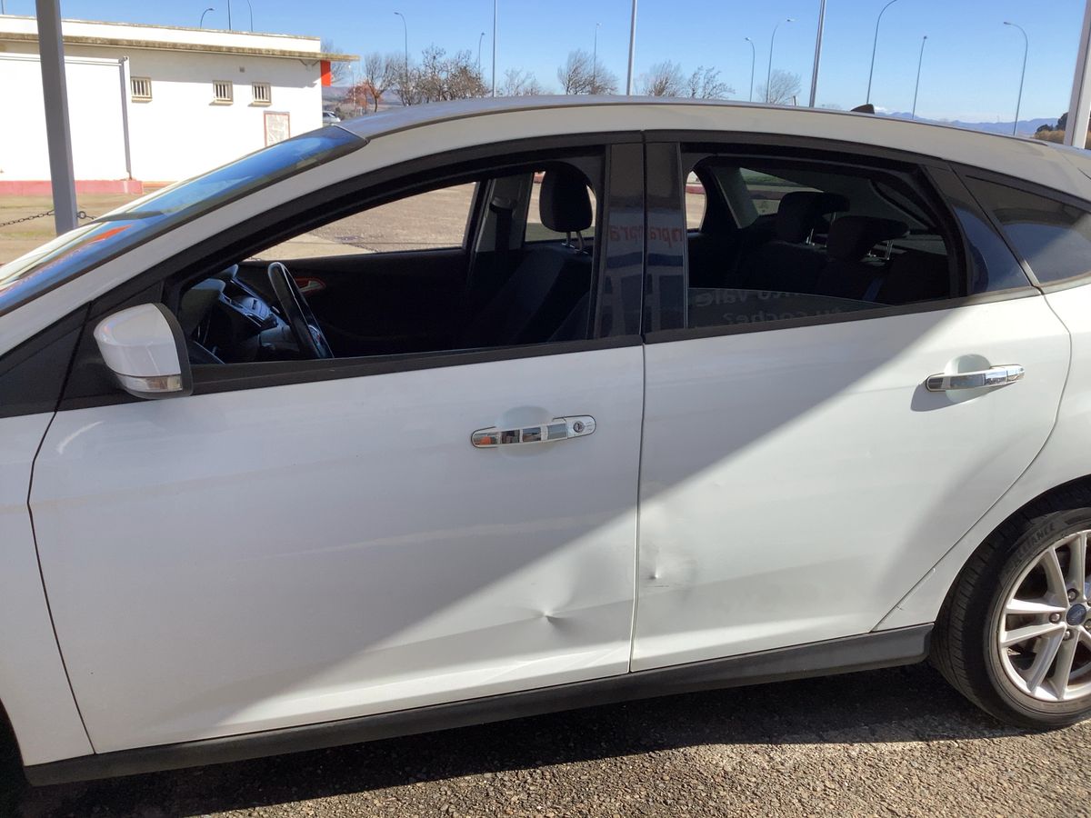 Ford Focus 2015 — photo 5