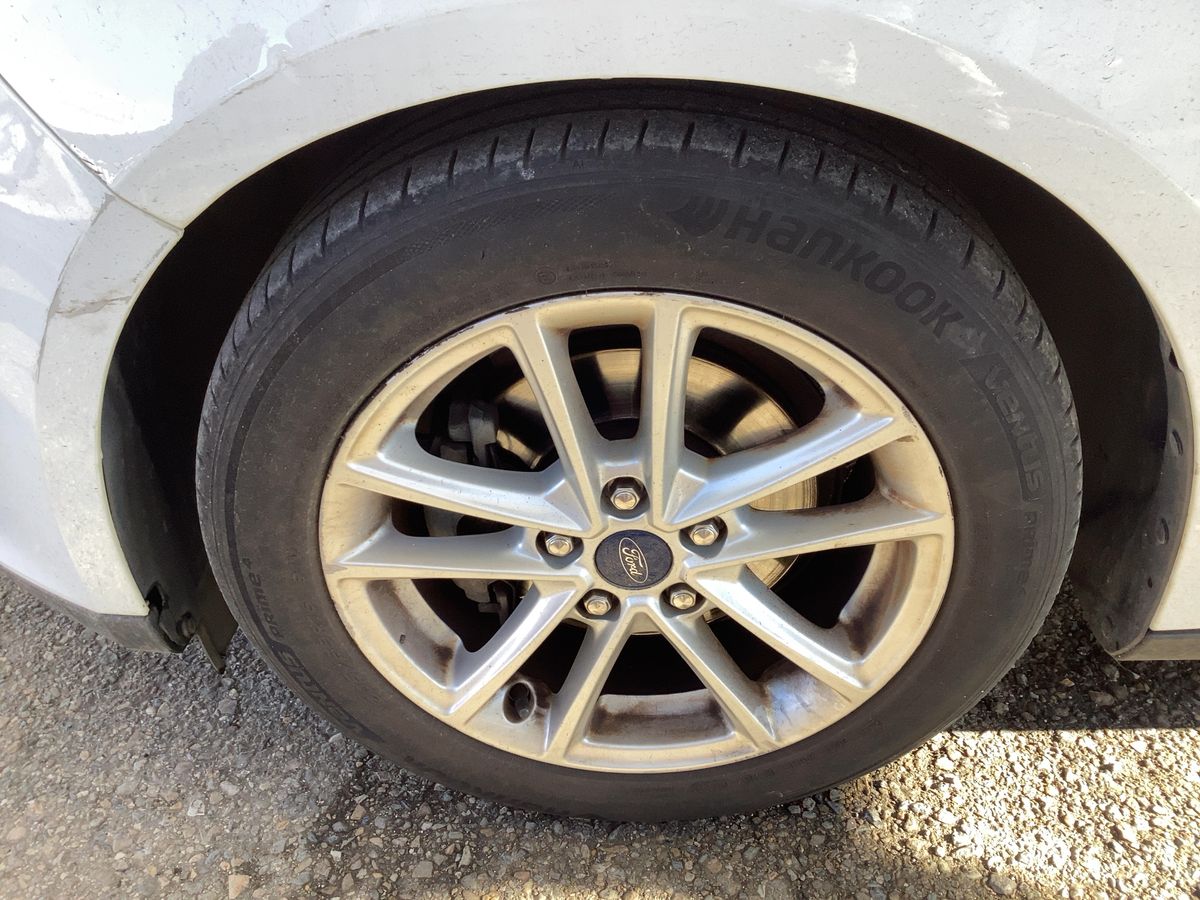 Ford Focus 2015 — photo 4