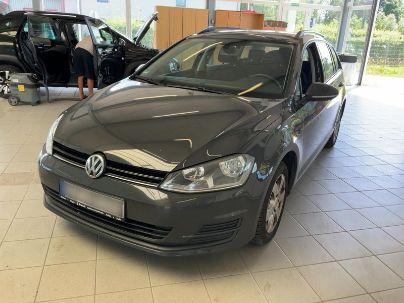 Volkswagen Golf VII 1.6 TDI Trendline BlueMotion Tech 2015 – снимка 1